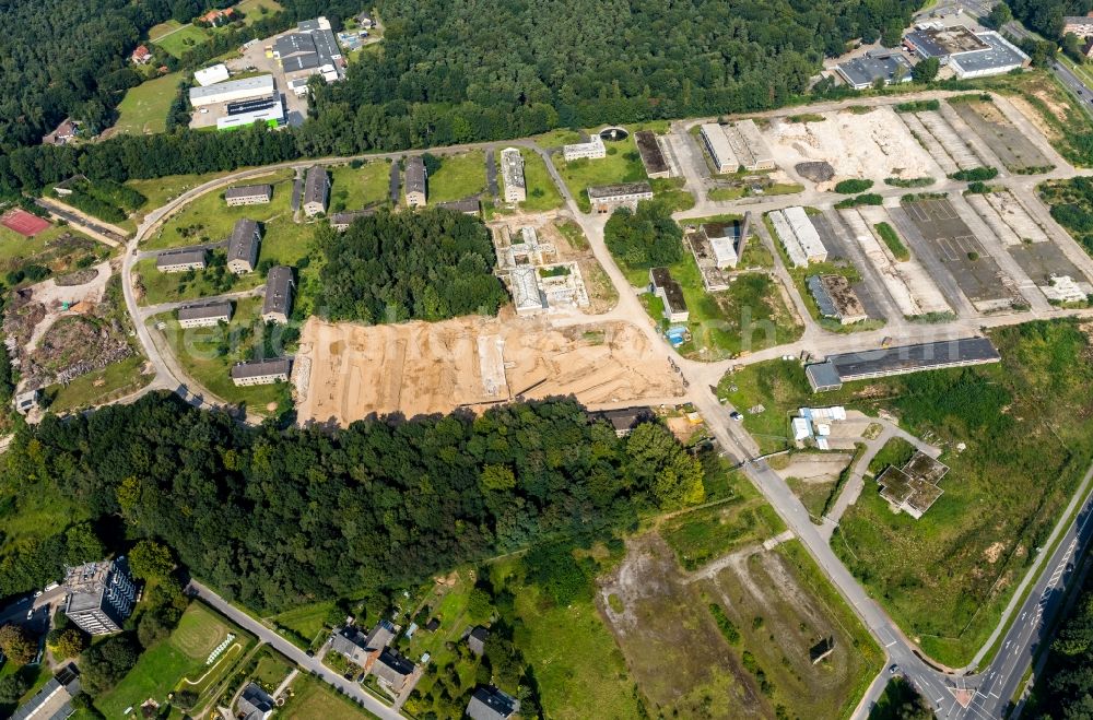 Emmerich am Rhein from the bird's eye view: Demolition and clearance work on the building complex of the former military barracks Moritz-von-Nassau-Kaserne in the district Huethum in Emmerich am Rhein in the state North Rhine-Westphalia, Germany