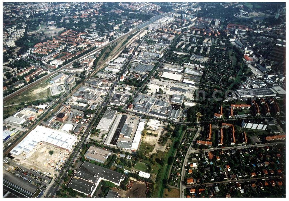 Berlin - Spandau from the bird's eye view: Abriß- und Baufläche der Firma WAYS & FREYTAG AG am Päwesiner Weg 28 - 30 in Berlin - Spandau. 27.08.2002