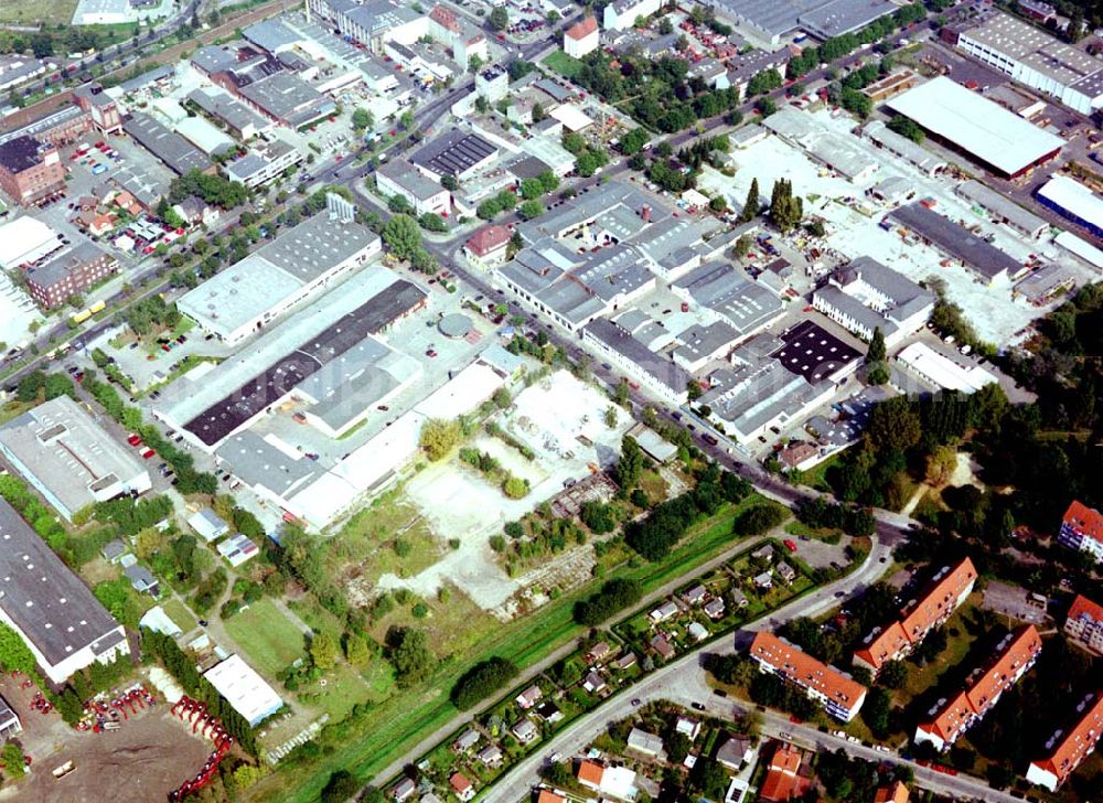 Aerial image Berlin - Spandau - Abriß- und Baufläche der Firma WAYS & FREYTAG AG am Päwesiner Weg 28 - 30 in Berlin - Spandau.