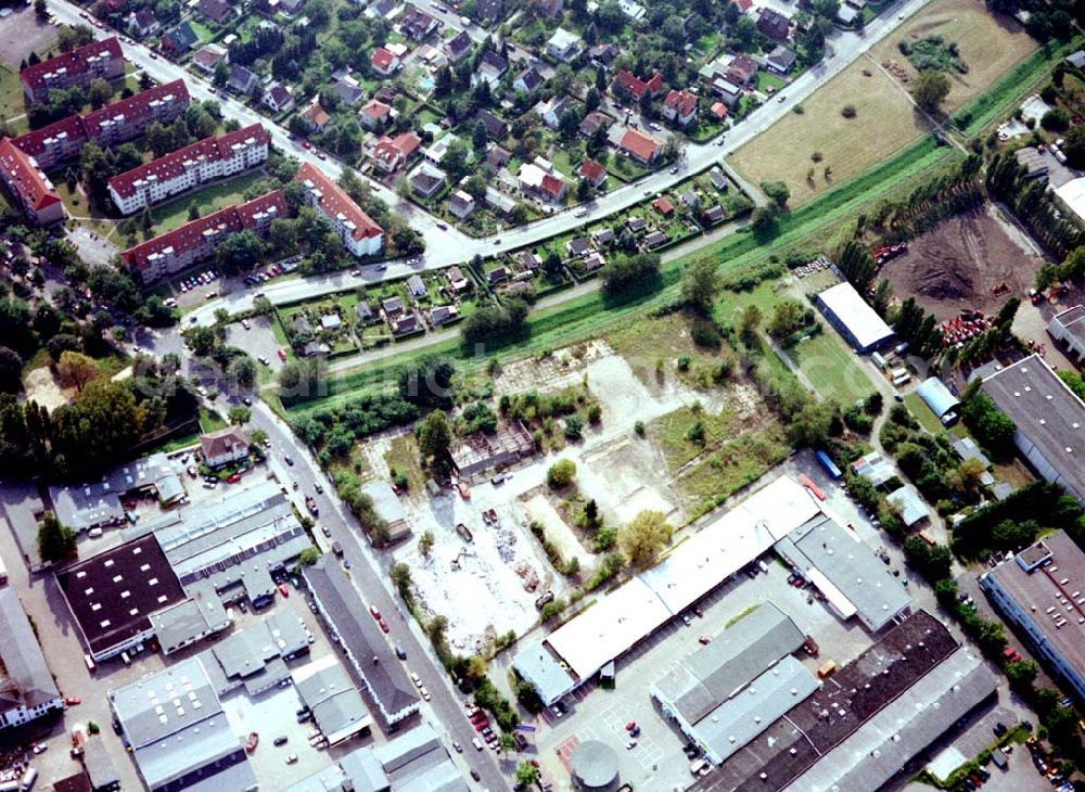 Berlin - Spandau from the bird's eye view: Abriß- und Baufläche der Firma WAYS & FREYTAG AG am Päwesiner Weg 28 - 30 in Berlin - Spandau.