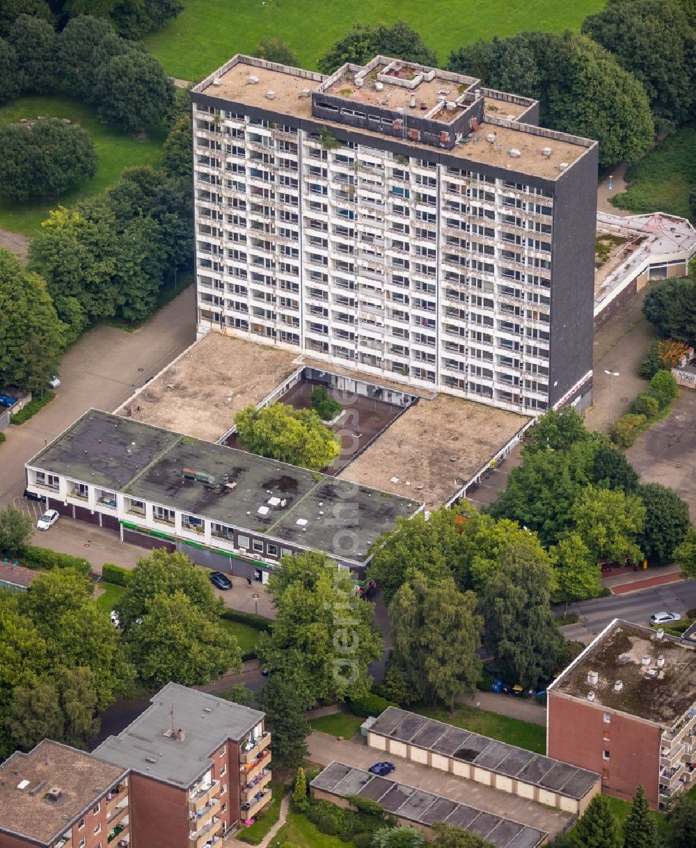 Aerial image Gladbeck - Dismantling of high-rise buildings on Schwechater Strasse in Gladbeck in the state North Rhine-Westphalia, Germany