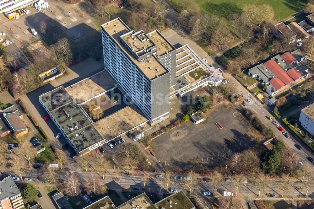 Aerial photograph Gladbeck - Dismantling of high-rise buildings on Schwechater Strasse in Gladbeck in the state North Rhine-Westphalia, Germany