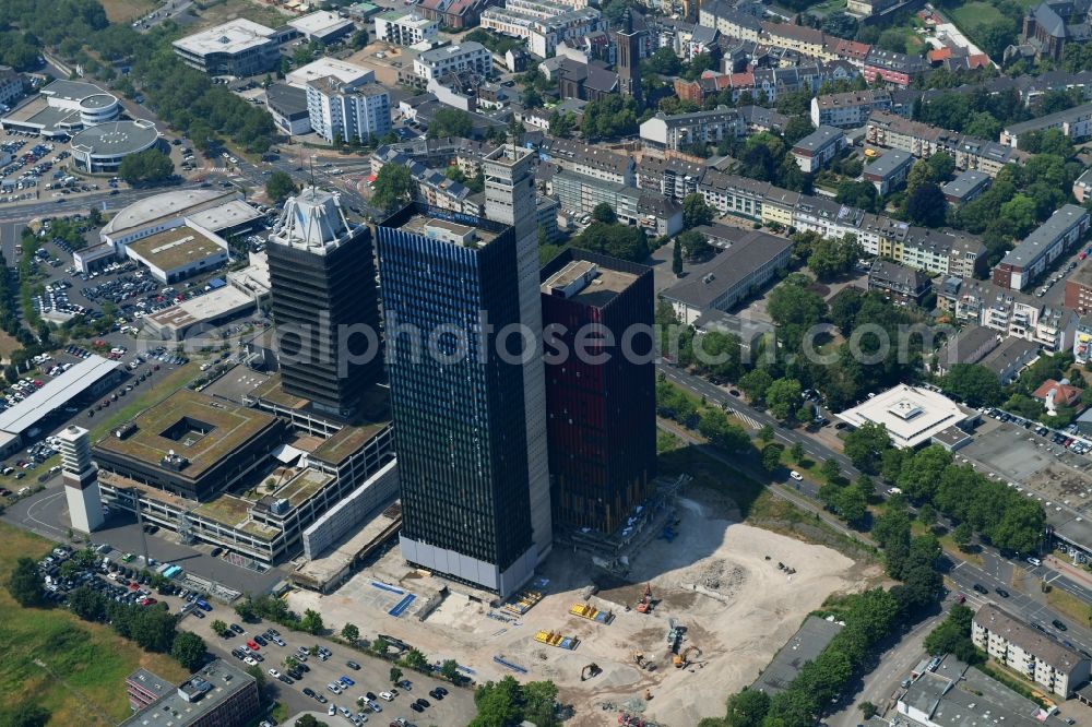 Aerial photograph Köln - Dismantling of high-rise buildings Die Welle in the district Raderthal in Cologne in the state North Rhine-Westphalia, Germany