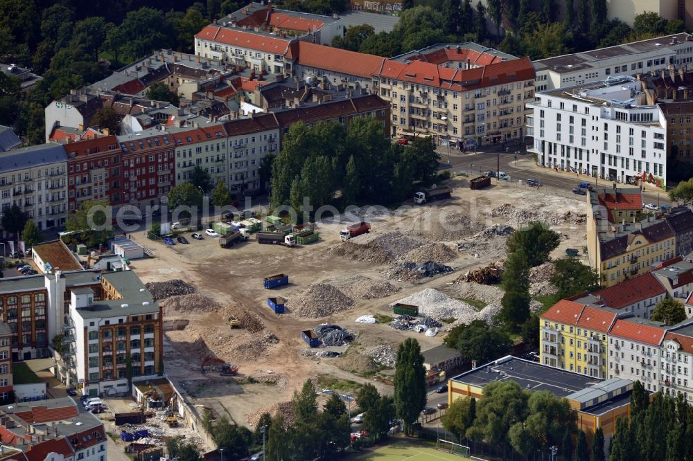 Berlin from the bird's eye view: View at the site of the demolished former company building of the Freudenberg Sealing Products GmbH & Co. in Berlin Friedrichshain at the Boxhagener Street