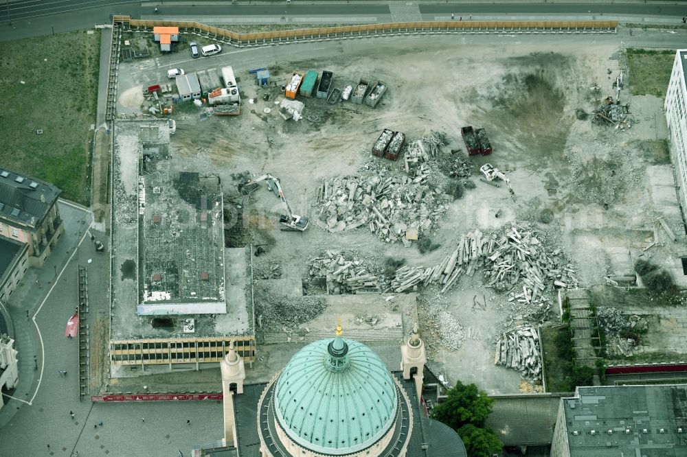 Aerial image Potsdam - Demolition of the former school building of Fachhochschule Potsdam through the Reinwald GmbH on Friedrich-Ebert-Strasse in Potsdam in the state Brandenburg, Germany