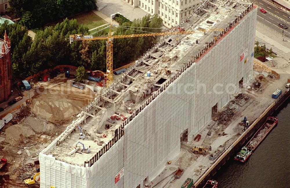 Aerial image Berlin Mitte - 06.09.1995 Abriß des ehemalign DDR-Außenministerium Berlin Mitte