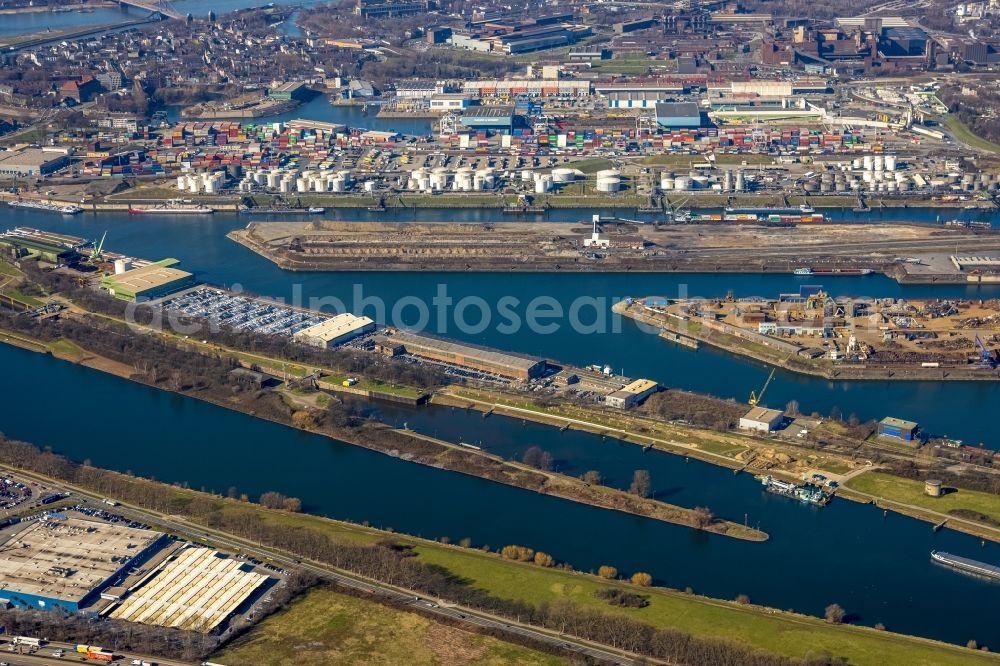 Aerial photograph Duisburg - Demolition and disposal work on the remains of the ruins of Kohleninsel for the new building of a container terminal in Duisburg at Ruhrgebiet in the state North Rhine-Westphalia, Germany