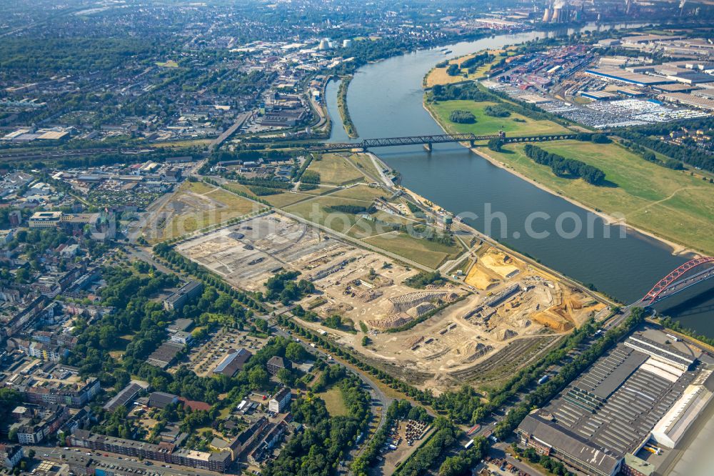 Aerial image Duisburg - Demolition and disposal work on the remains of the ruins of Drahtwalzwerks of ArcelorMittal Hochfeld GmbH on Woerthstrasse for the new building of the Quartier RHEINORT in Duisburg at Ruhrgebiet in the state North Rhine-Westphalia, Germany