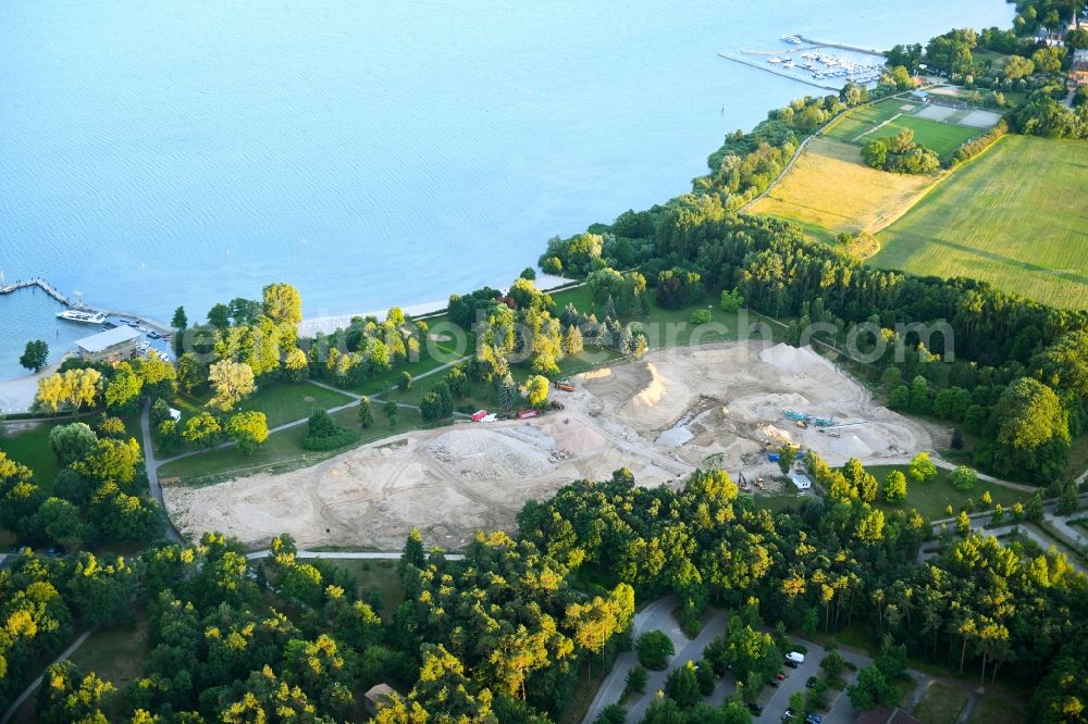 Aerial photograph Klink - Demolition and disposal work on the remains of the ruins of Mueritz-Hotel on Seeblick in Klink in the state Mecklenburg - Western Pomerania, Germany