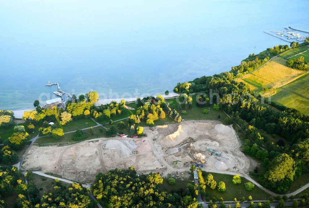 Aerial image Klink - Demolition and disposal work on the remains of the ruins of Mueritz-Hotel on Seeblick in Klink in the state Mecklenburg - Western Pomerania, Germany