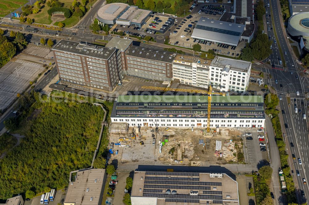 Essen from the bird's eye view: Demolition, demolition and unsealing work on the remains of the building resulting from blasting on Westendstrasse in the district Westviertel in Essen in the Ruhr area in the state North Rhine-Westphalia, Germany