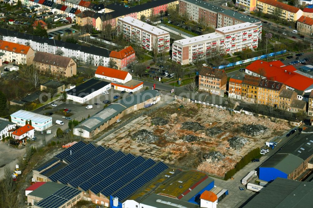 Aerial photograph Weißenfels - Demolition and disposal work on the remains of the ruins on Tagewerbener Strasse in Weissenfels in the state Saxony-Anhalt, Germany