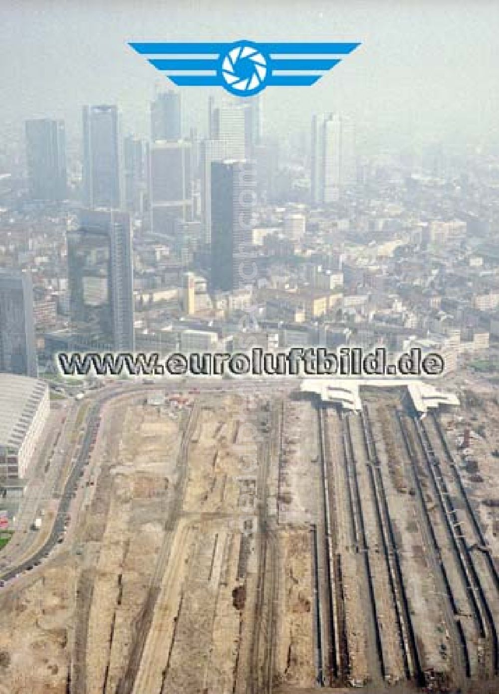 Frankfurt am Main from above - Abriß der Güterhauptbahnhofes an der City West in Frankfurt / Main.