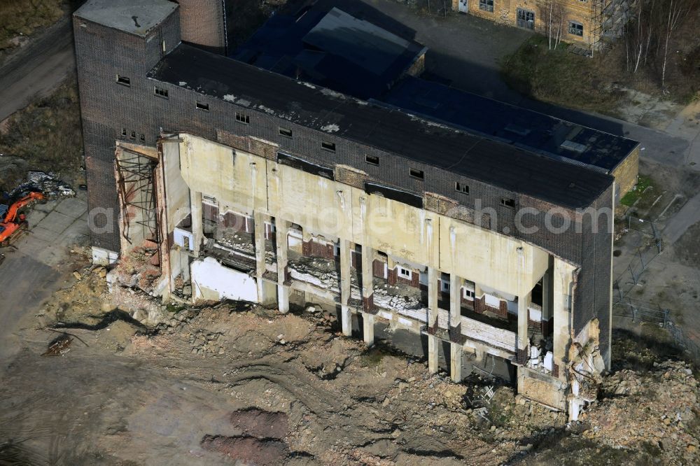 Aerial image Holzweißig - Demolition of the ruins of the former pipe works Holzweißig in Saxony-Anhalt