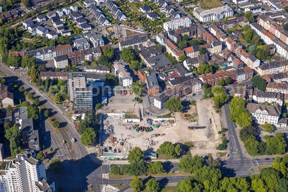 Gelsenkirchen from above - Demolition of the building area of Zentralbad on street Overwegstrasse in the district Schalke in Gelsenkirchen at Ruhrgebiet in the state North Rhine-Westphalia, Germany