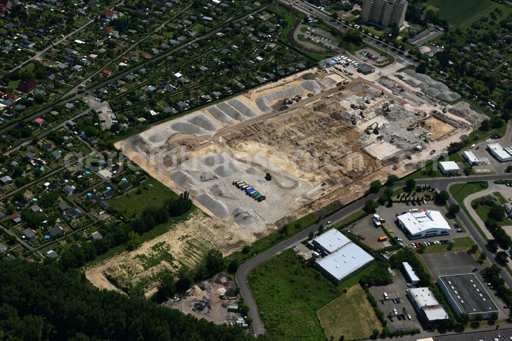 Magdeburg from above - Demolition work on the site of the former Milchhof Magdeburg GmbH and development work for the construction of an IKEA furniture store - Furniture Market in Magdeburg in the state Saxony-Anhalt