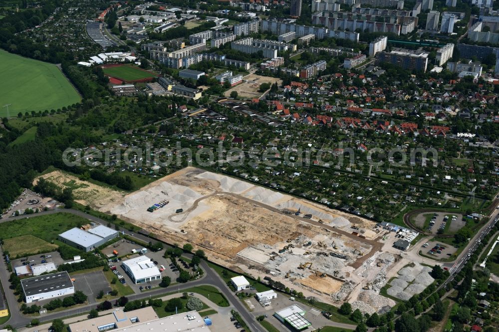 Magdeburg from the bird's eye view: Demolition work on the site of the former Milchhof Magdeburg GmbH and development work for the construction of an IKEA furniture store - Furniture Market in Magdeburg in the state Saxony-Anhalt