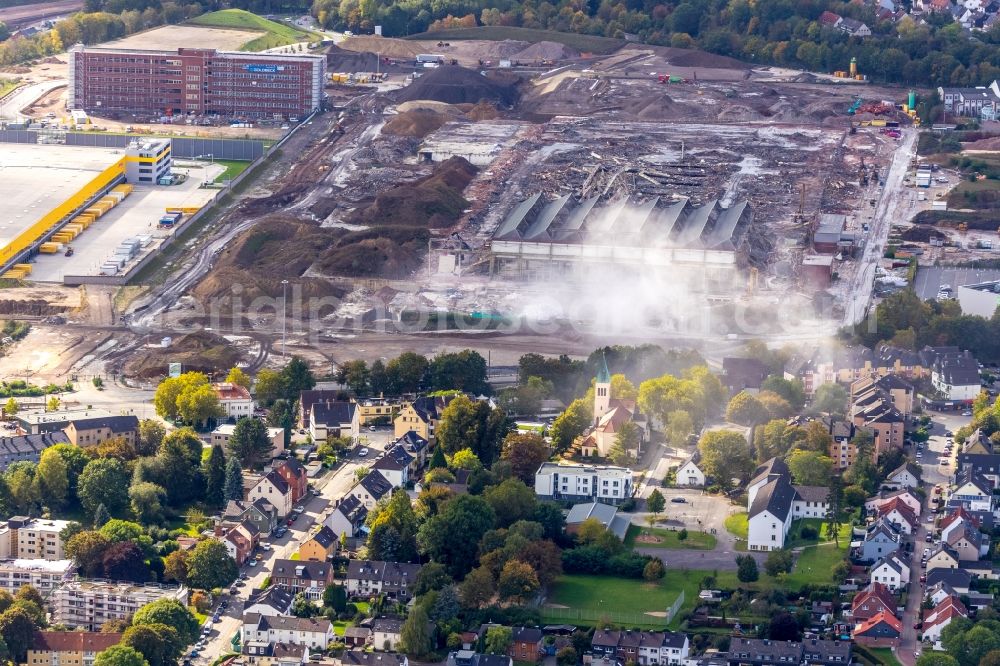 Bochum from the bird's eye view: Demolition work on the site of the Industry- ruins the formerly OPEL- factoryes in the district Laer in Bochum in the state North Rhine-Westphalia, Germany