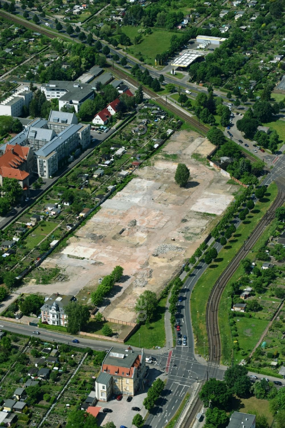 Aerial image Magdeburg - Demolition work on the site of the Industry- ruins Europaringin Magdeburg in the state Saxony-Anhalt, Germany