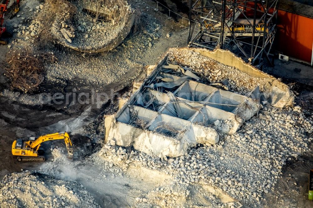 Aerial image Hamm - Demolition work on the site of the Industry- ruins Zeche Heinrich Robert in Hamm in the state North Rhine-Westphalia, Germany