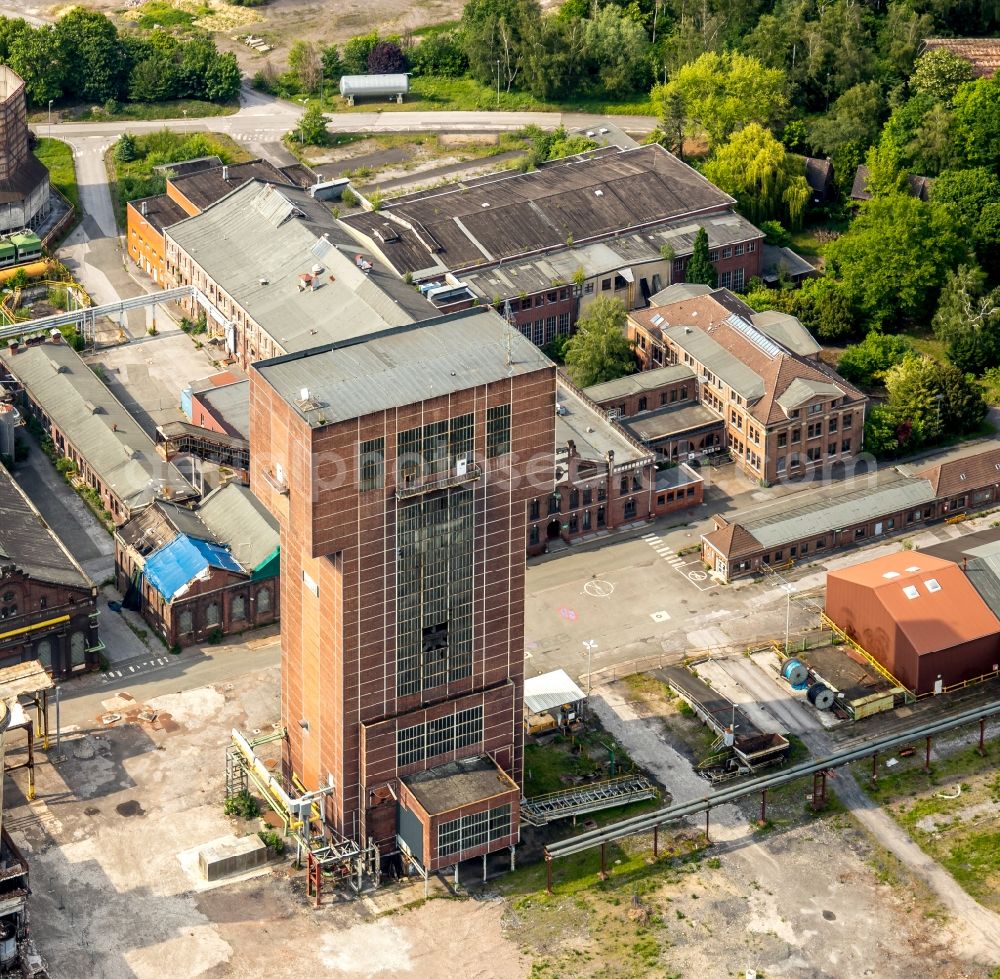 Aerial image Hamm - Demolition work on the site of the Industry- ruins Zeche Heinrich Robert in Hamm in the state North Rhine-Westphalia, Germany