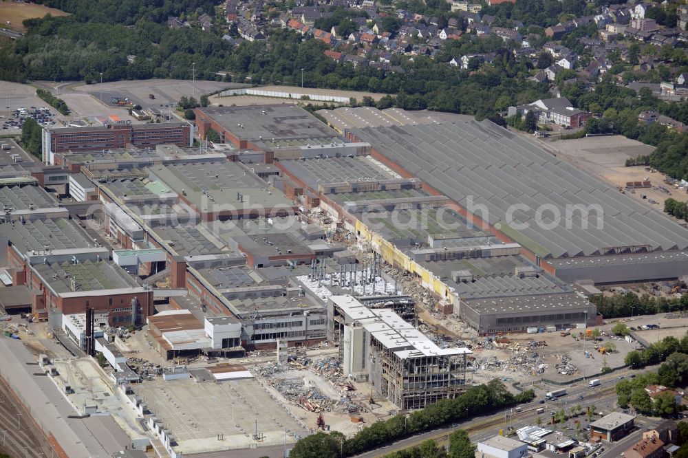 Aerial image Bochum - Demolition work on the site of the ruins Opel Werk I in Bochum in the state North Rhine-Westphalia