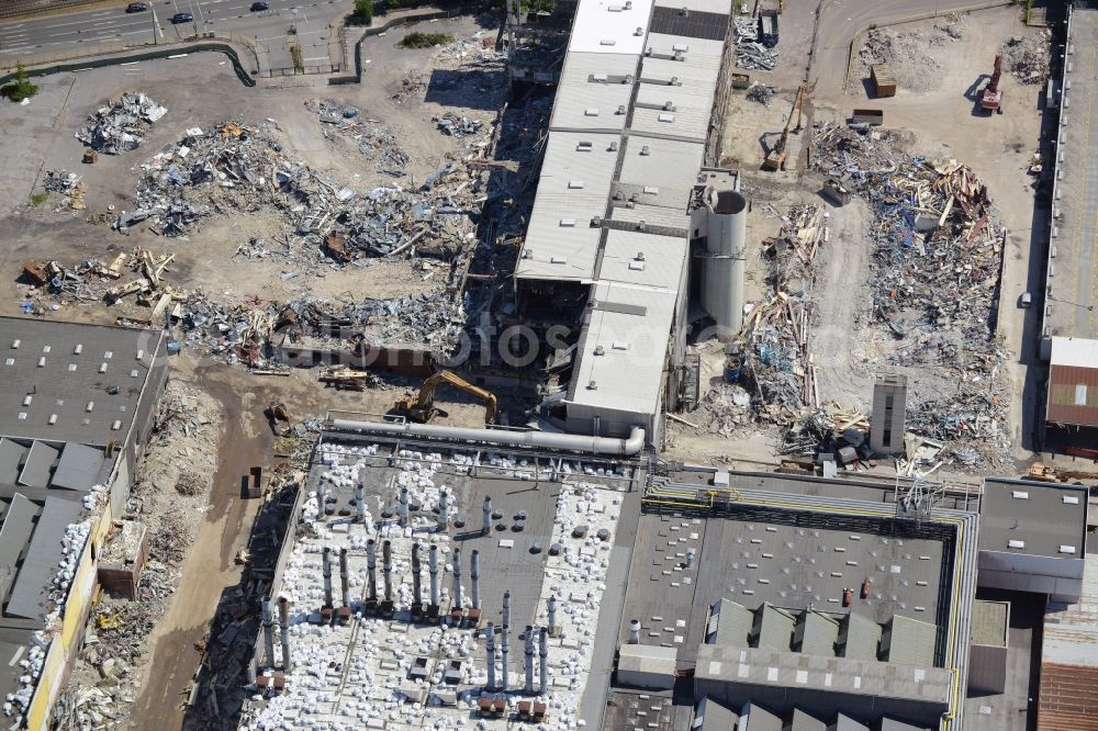 Bochum from above - Demolition work on the site of the ruins Opel Werk I in Bochum in the state North Rhine-Westphalia