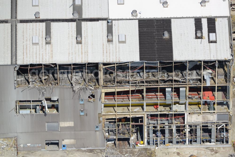 Bochum from above - Demolition work on the site of the ruins Opel Werk I in Bochum in the state North Rhine-Westphalia