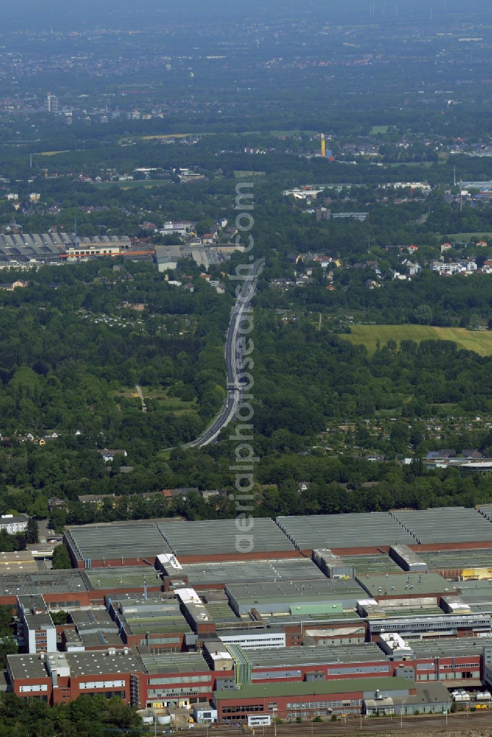 Bochum from the bird's eye view: Demolition work on the site of the ruins Opel Werk I in Bochum in the state North Rhine-Westphalia