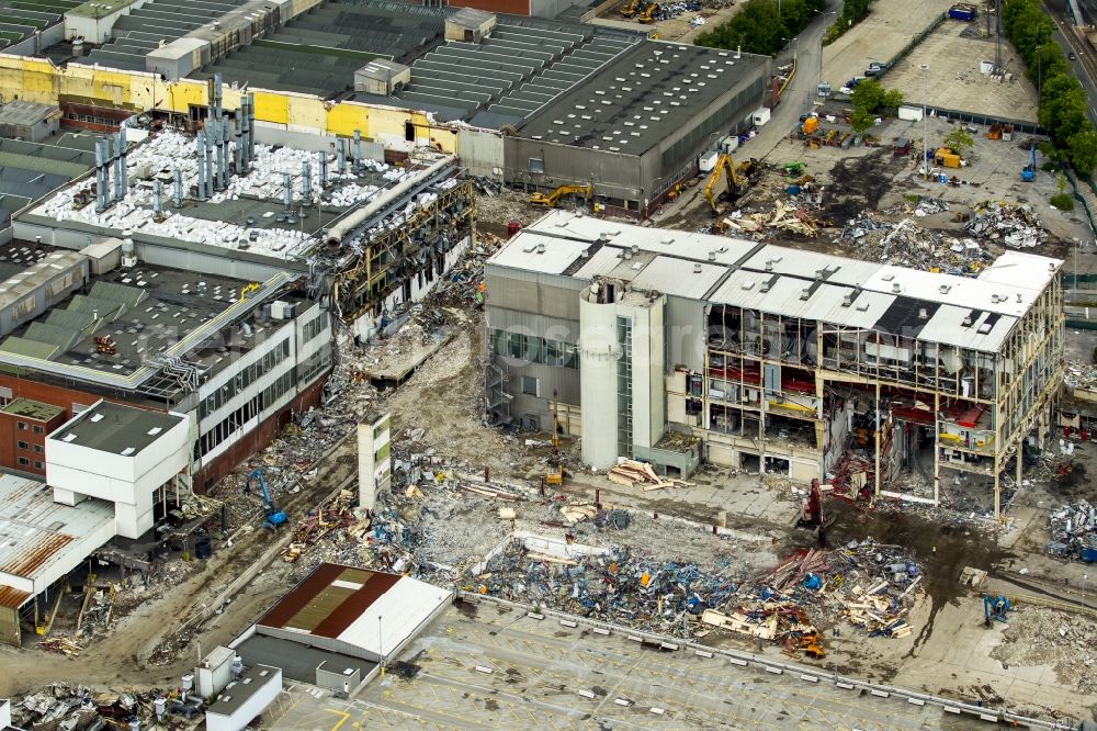 Aerial photograph Bochum - Demolition work on the site of the ruins Opel Werk I in Bochum in the state North Rhine-Westphalia