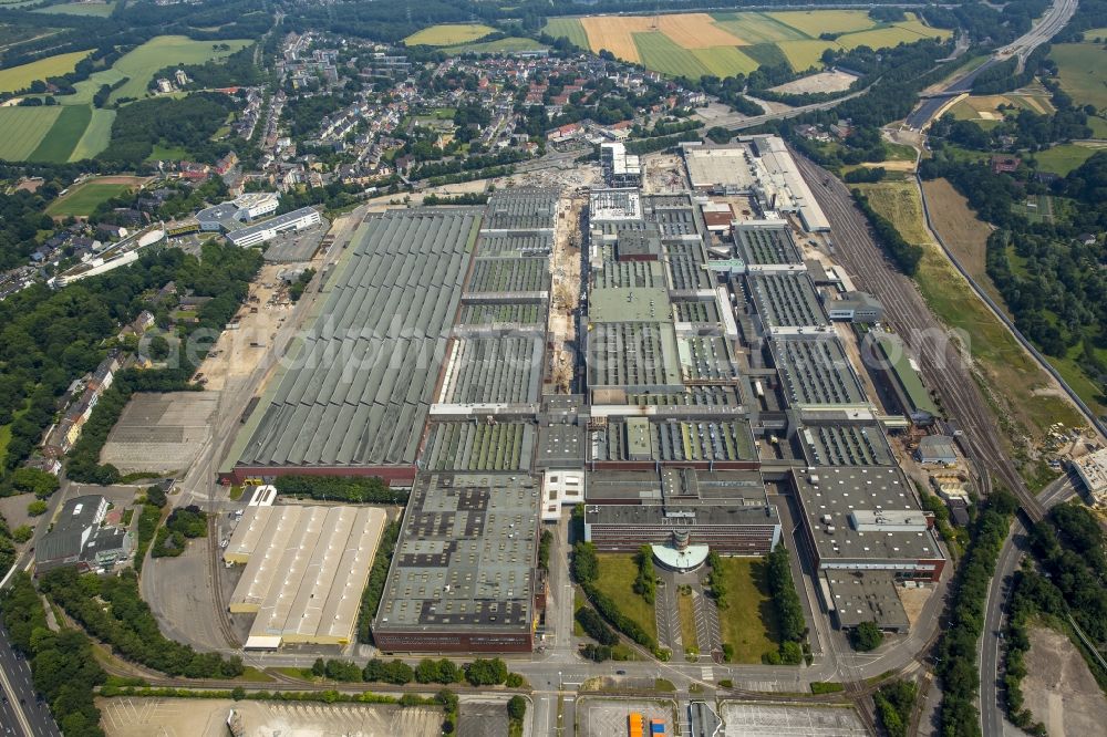 Aerial image Bochum - Demolition work on the site of the ruins Opel Werk I in Bochum in the state North Rhine-Westphalia