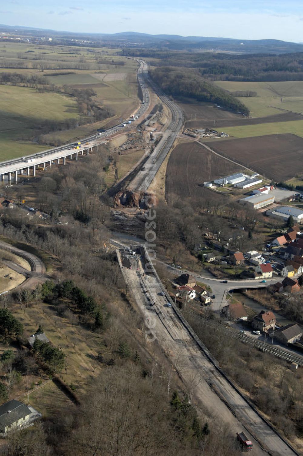 Sättelstädt from the bird's eye view: Blick auf die Abrißarbeiten am alten, stillgelegten Streckenverlauf des A4- Autobahnverlaufes an den Hörselbergen in Thüringen bei Eisenach. Durchgeführt werden die im Zuge dieses Projektes notwendigen Arbeiten unter an derem von der EUROVIA Verkehrsbau Union sowie der Niederlassungen Abbruch und Erdbau, Betonstraßenbau, Ingenieurbau und TECO Schallschutz der EUROVIA Beton sowie der DEGES. View of the demolition work on the old, disused itinerary of the A4 motorway course.