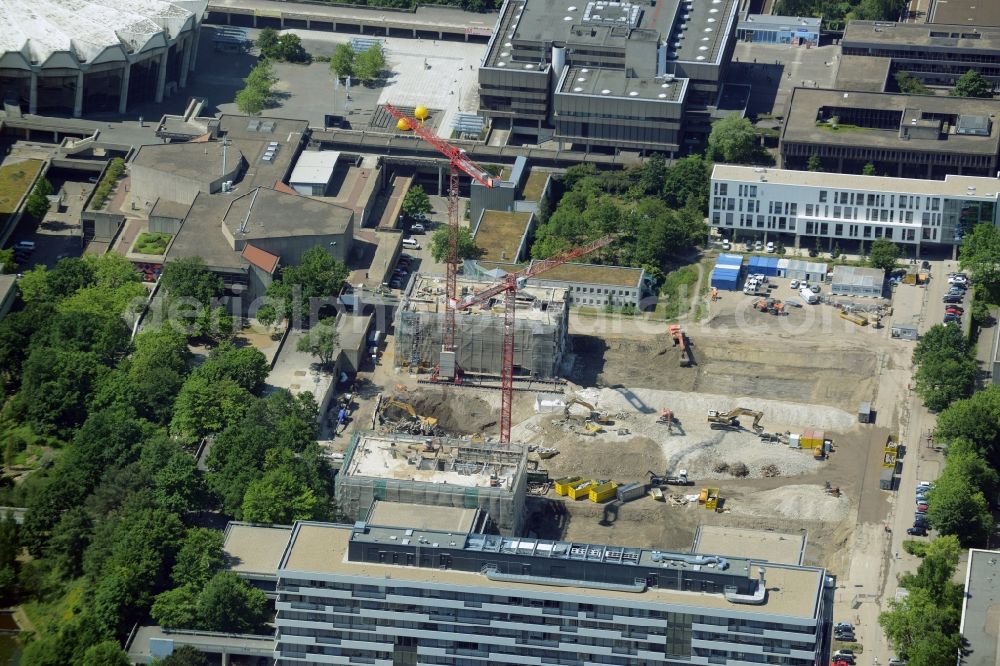 Aerial image Bochum - Demolition work on the campus Ruhr-Universitaet Bochum in North Rhine-Westphalia. The building IA and IB - engineering building of Ruhr University Bochum are due to hazardous PCB - load demolished and rebuilt