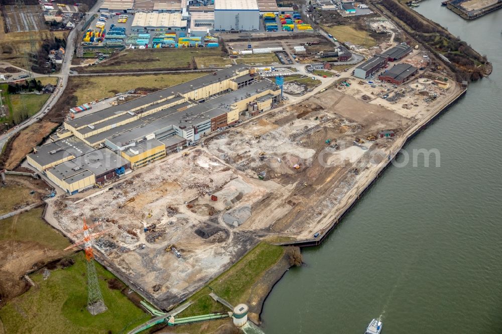 Duisburg from above - Demolition works on Building and production halls on the premises of former paper factory Norske Skog and of Papierfabrik Haindl in the district Walsum in Duisburg in the state North Rhine-Westphalia, Germany