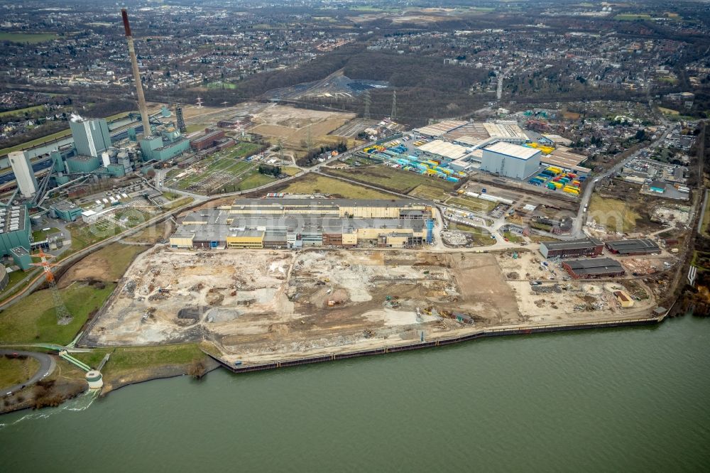 Aerial image Duisburg - Demolition works on Building and production halls on the premises of former paper factory Norske Skog and of Papierfabrik Haindl in the district Walsum in Duisburg in the state North Rhine-Westphalia, Germany