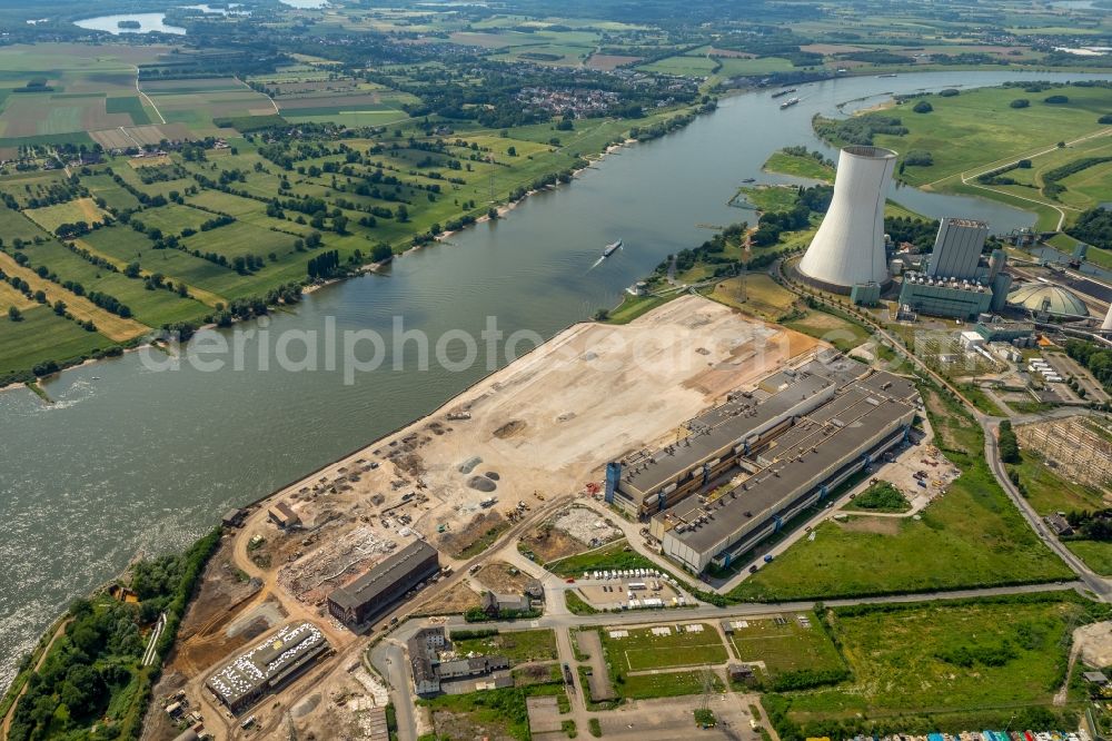 Aerial image Duisburg - Demolition works on Building and production halls on the premises of former paper factory Norske Skog and of Papierfabrik Haindl in the district Walsum in Duisburg in the state North Rhine-Westphalia, Germany