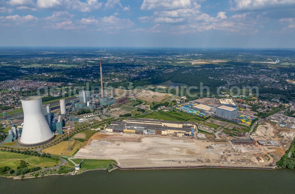 Aerial image Duisburg - Demolition works on Building and production halls on the premises of former paper factory Norske Skog and of Papierfabrik Haindl in the district Walsum in Duisburg in the state North Rhine-Westphalia, Germany