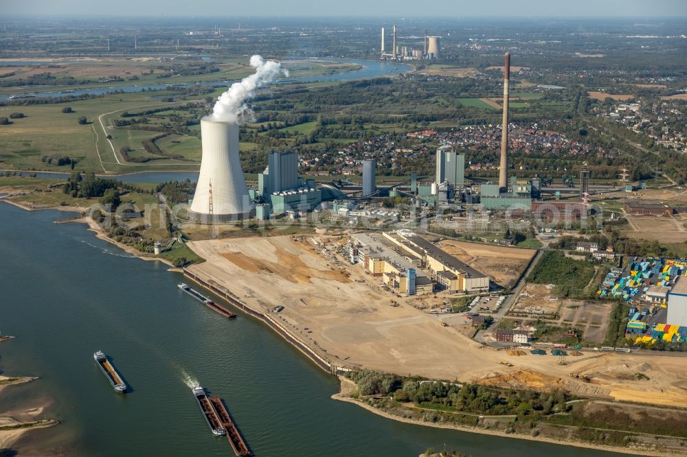 Duisburg from above - Demolition works on Building and production halls on the premises of former paper factory Norske Skog and of Papierfabrik Haindl in the district Walsum in Duisburg in the state North Rhine-Westphalia, Germany