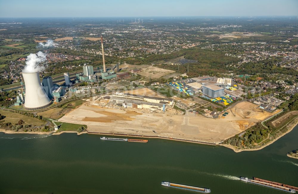 Aerial image Duisburg - Demolition works on Building and production halls on the premises of former paper factory Norske Skog and of Papierfabrik Haindl in the district Walsum in Duisburg in the state North Rhine-Westphalia, Germany