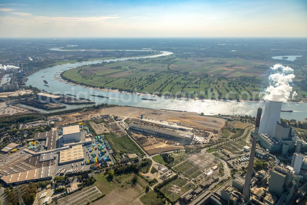 Aerial photograph Duisburg - Demolition works on Building and production halls on the premises of former paper factory Norske Skog and of Papierfabrik Haindl in the district Walsum in Duisburg in the state North Rhine-Westphalia, Germany