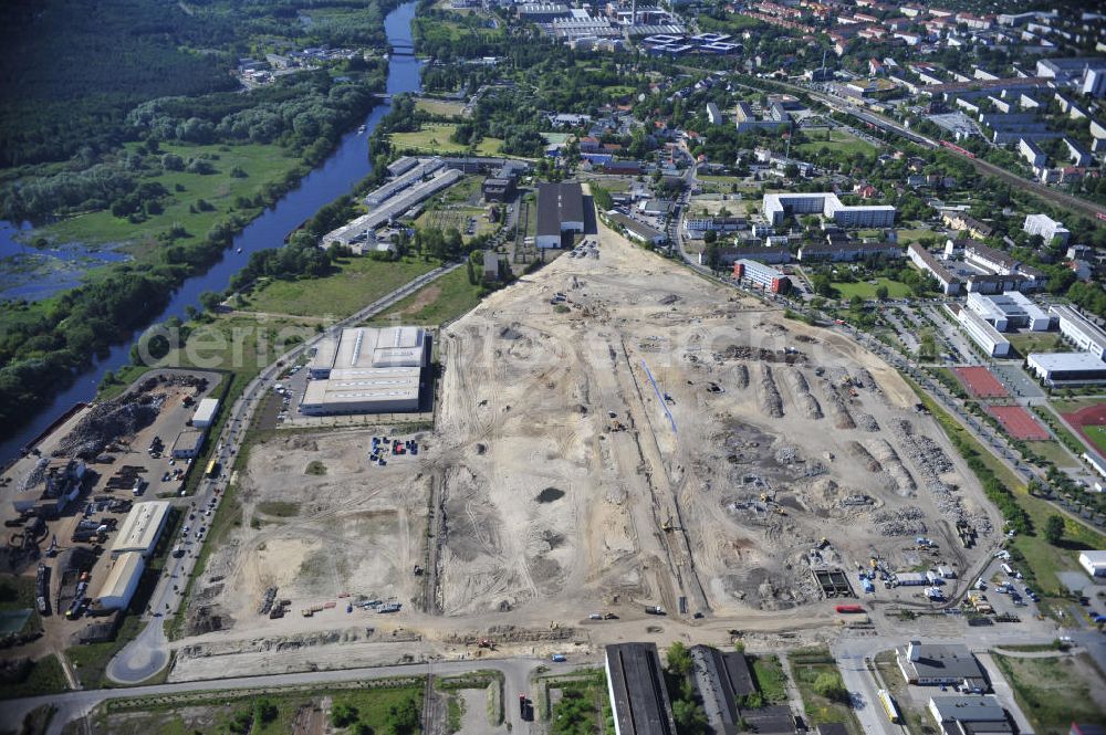 Hennigsdorf from the bird's eye view: Blick auf Abrissfläche / Planfläche des ehemaligen Walzwerkhallen an der Fabrikstraße im Gewerbegebiet Nord. Bis 2011 soll die Erschließung des Areals abgeschlossen sein. Kontakt: GKI -Gesellschaft für kommunale Immobiliendienstleistung mbH -