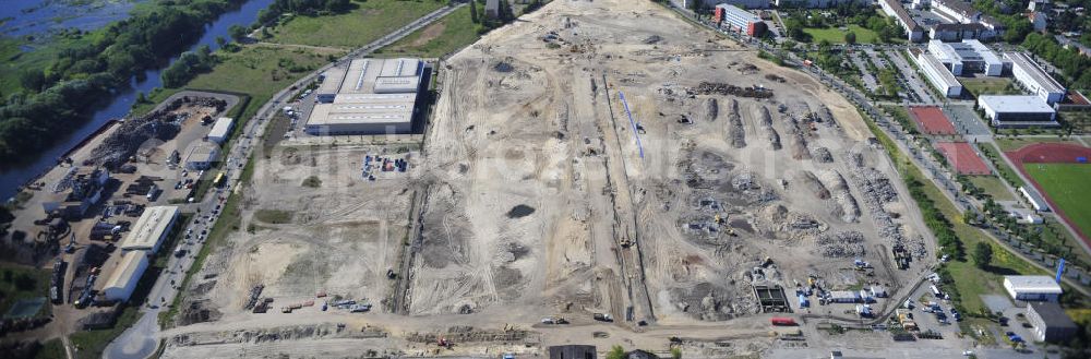 Hennigsdorf from the bird's eye view: Blick auf Abrissfläche / Planfläche des ehemaligen Walzwerkhallen an der Fabrikstraße im Gewerbegebiet Nord. Bis 2011 soll die Erschließung des Areals abgeschlossen sein. Kontakt: GKI -Gesellschaft für kommunale Immobiliendienstleistung mbH -