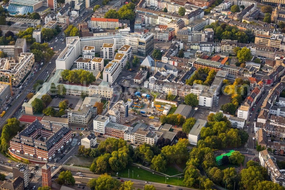 Köln from the bird's eye view: Demolition area of office buildings Home ehemaligen Sitz of Rheinisch-Westfaelischen Genossenschaftsbank on Severinstrasse in the district Innenstadt in Cologne in the state North Rhine-Westphalia, Germany