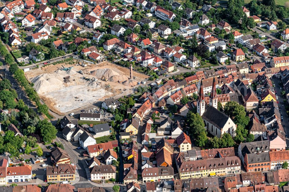 Aerial photograph Kenzingen - Demolition area of office buildings Home ombacher Strasse in Kenzingen in the state Baden-Wurttemberg, Germany