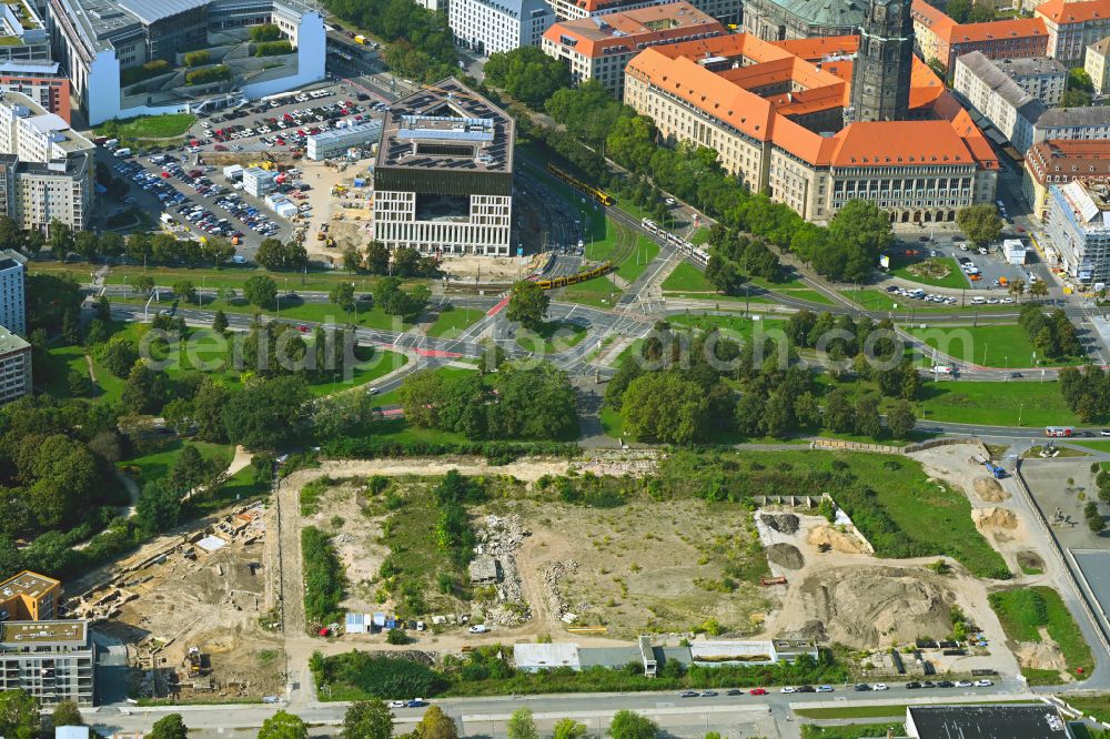 Dresden from above - Demolition area of office buildings Home Robotron - Komplex on Zinzendorfstrasse in the district Altstadt in Dresden in the state Saxony, Germany