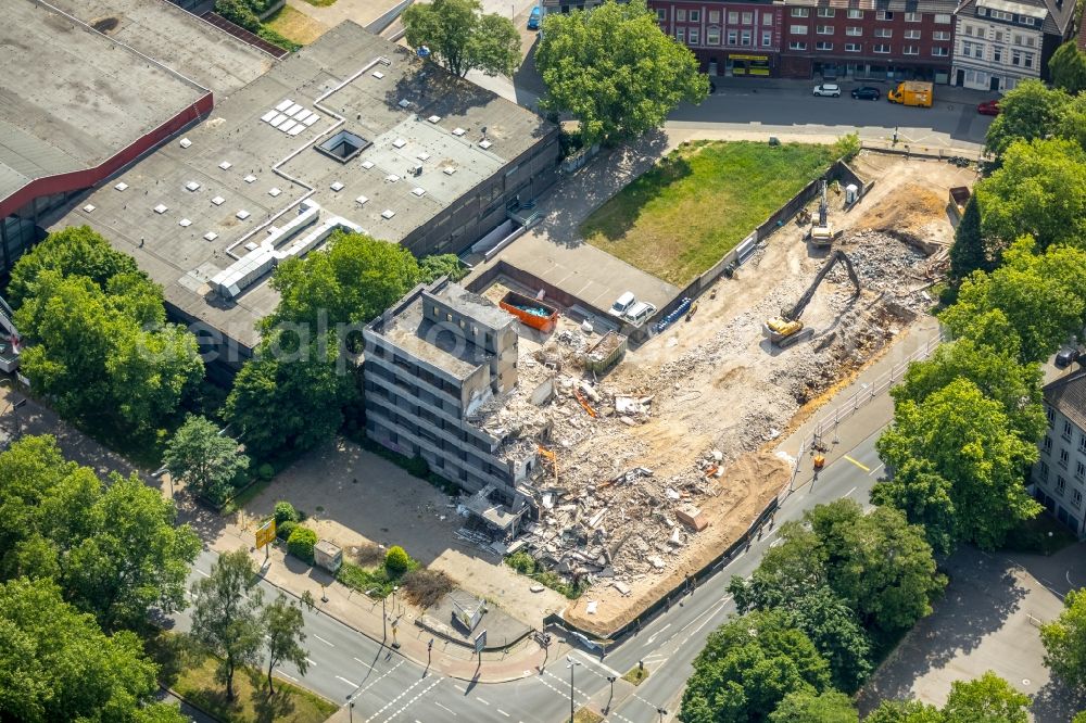 Aerial image Gelsenkirchen - Demolition area of office buildings Home on Rolandstrasse corner Overwegstrasse in Gelsenkirchen in the state North Rhine-Westphalia, Germany