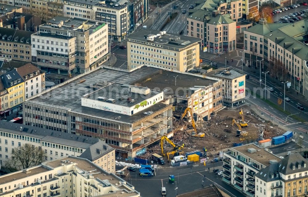 Mülheim an der Ruhr from above - Demolition site of the former car park in the district Ruhr Metropolitan Area in Muelheim on the Ruhr in the state North Rhine-Westphalia