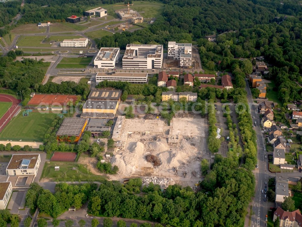 Bochum from the bird's eye view: Demolition site of the former school building Erich-Kaestner-Schule in Bochum in the state North Rhine-Westphalia