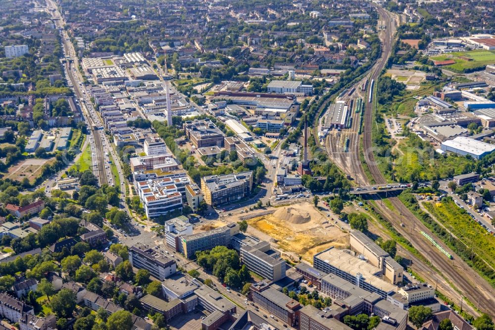 Aerial image Essen - Demolition area of office buildings Home the formerly Verlagsviertels and Zeitungsviertels in the district Suedviertel in Essen at Ruhrgebiet in the state North Rhine-Westphalia, Germany