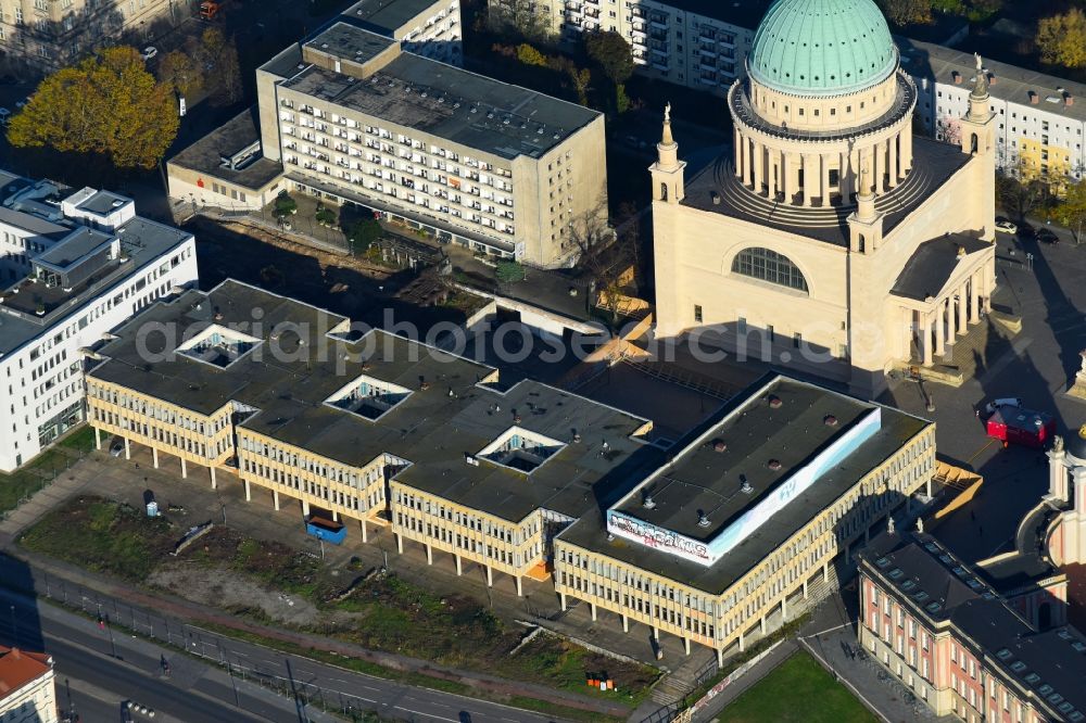 Potsdam from the bird's eye view: Demolition of the building area of Fachhochschule Potsdam on Alter Markt corner Friedrich-Ebert-Strasse in the district Innenstadt in Potsdam in the state Brandenburg, Germany